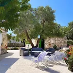 L'antico Trullo Nyaraló Ostuni